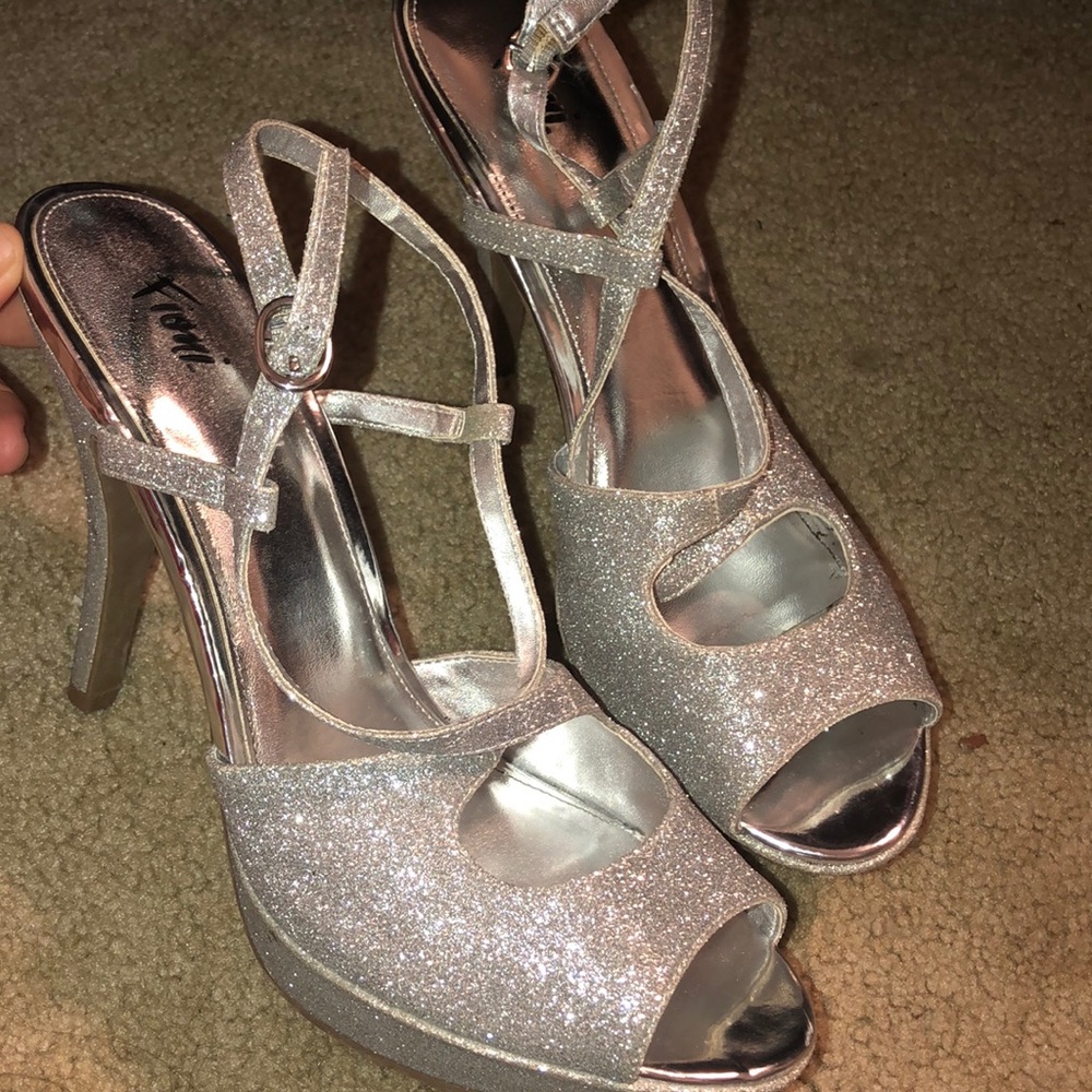 Fioni silver high heels. Size 11